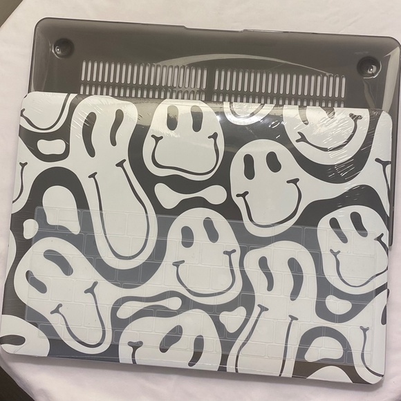 Ghost pattern case for MacBook Air 15 - Picture 1 of 3